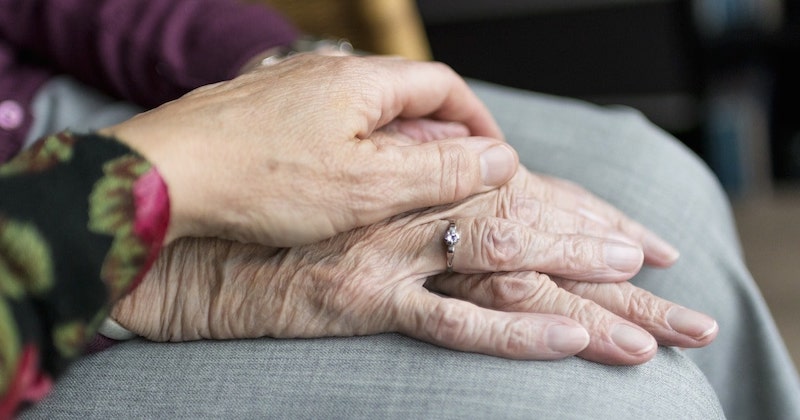 Évaluation de la fragilité des personnes âgées dans le cadre des soins intensifs par le Clinical Frailty Scale - CFS.